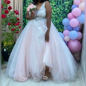Powder pink n white formal dress. Can be worn as a wedding/ Prom/or Formal dress